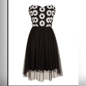 Delia's strapless dress for women